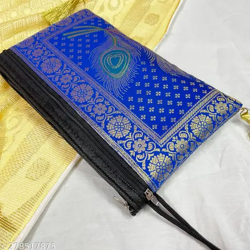 Exquisite Fashionate Women Clutches for Every Occasion